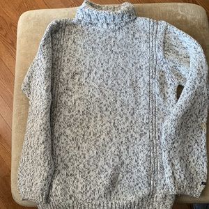 BC CLOTHING longsleeve turtleneck weater, white and gray, size Small